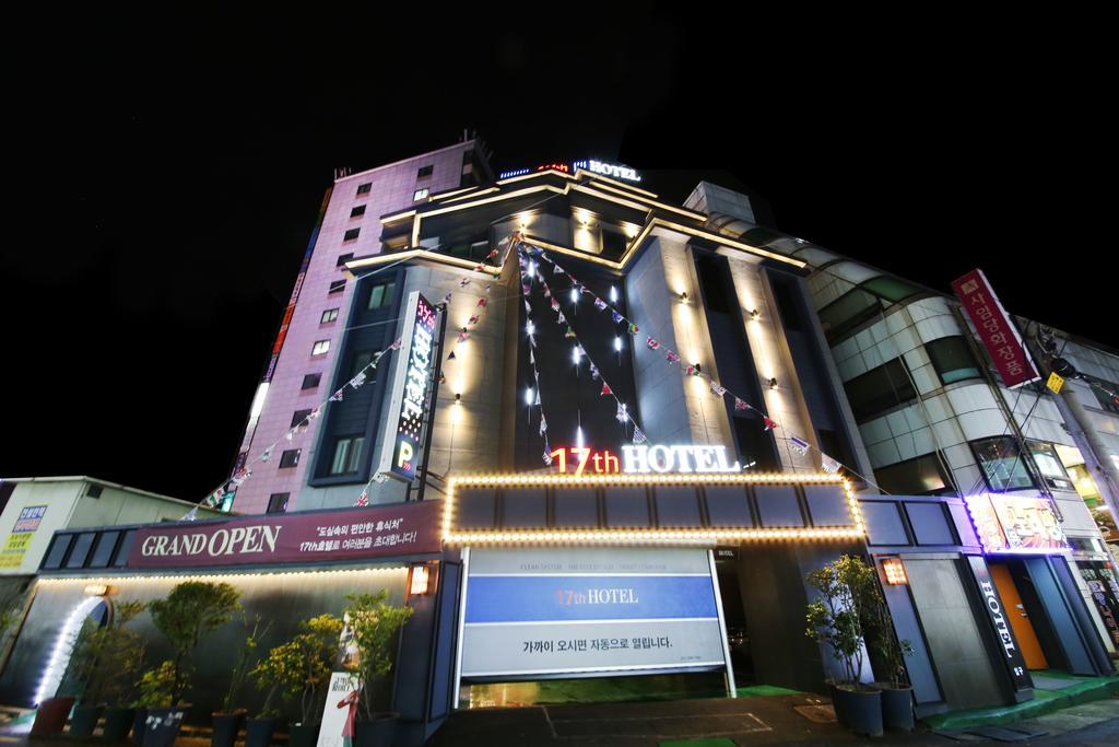 17Th Hotel Yeonje Экстерьер фото